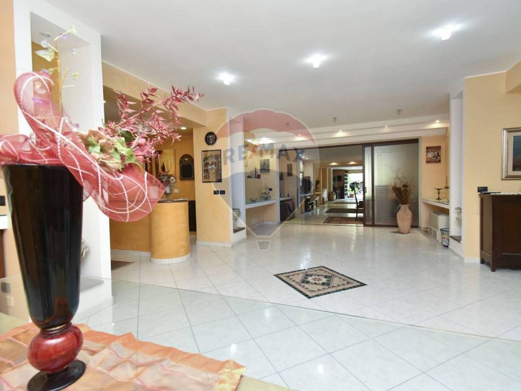casa indipendente a Motta Sant'Anastasia in zona Piano Tavola / Belvedere