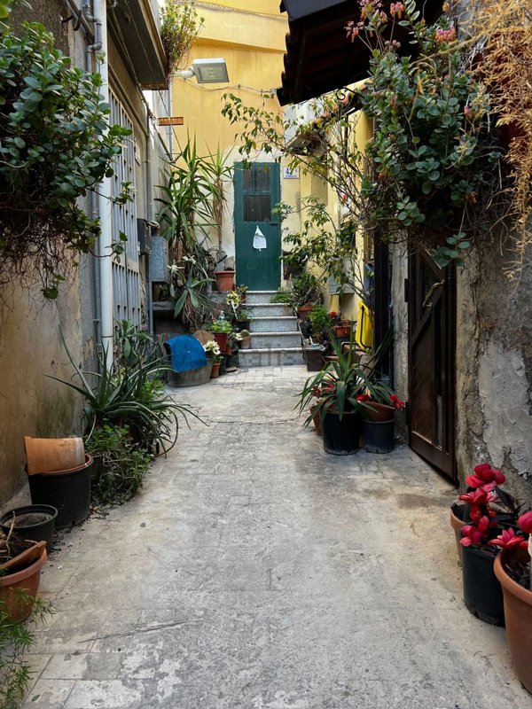 appartamento in vendita a Motta Sant'Anastasia in zona Centro Storico