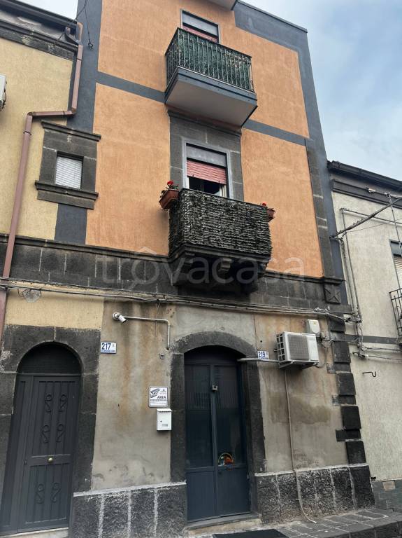 casa indipendente in vendita a Motta Sant'Anastasia