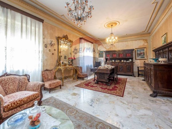 casa indipendente in vendita a Motta Sant'Anastasia
