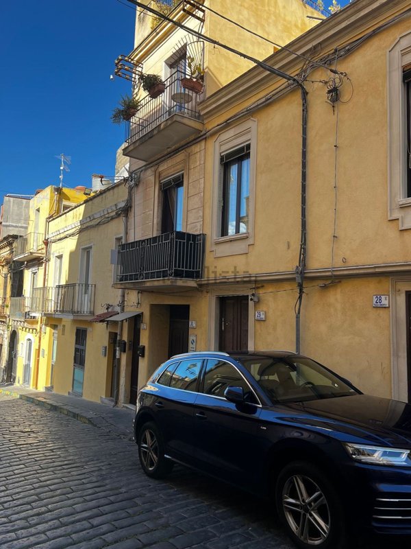 casa indipendente in vendita a Motta Sant'Anastasia