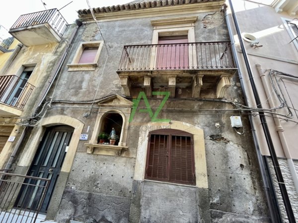 appartamento in vendita a Motta Sant'Anastasia in zona Centro Storico