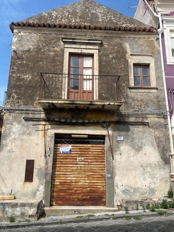 casa indipendente in vendita a Motta Sant'Anastasia