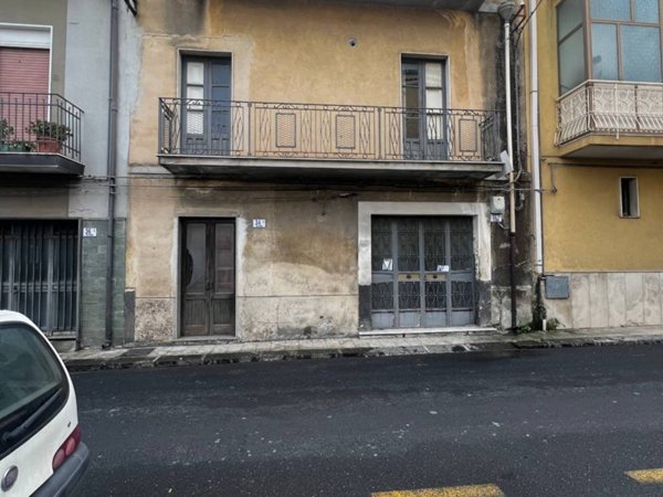 casa indipendente in vendita a Motta Sant'Anastasia