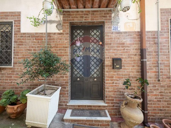 casa indipendente in vendita a Motta Sant'Anastasia