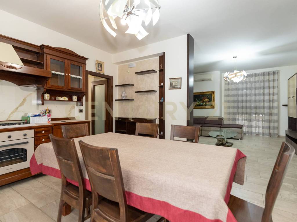 appartamento in vendita a Motta Sant'Anastasia