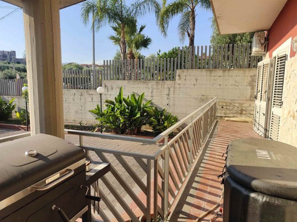 casa indipendente in vendita a Motta Sant'Anastasia