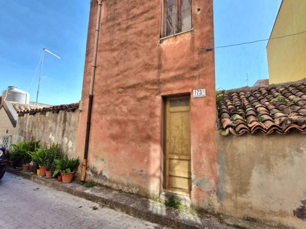 casa indipendente in vendita a Motta Sant'Anastasia