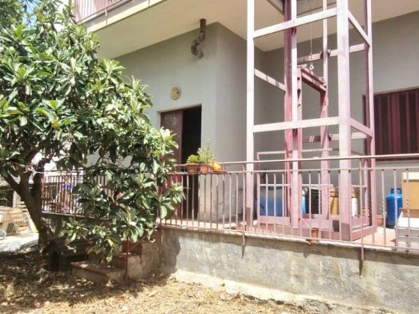casa indipendente in vendita a Motta Sant'Anastasia