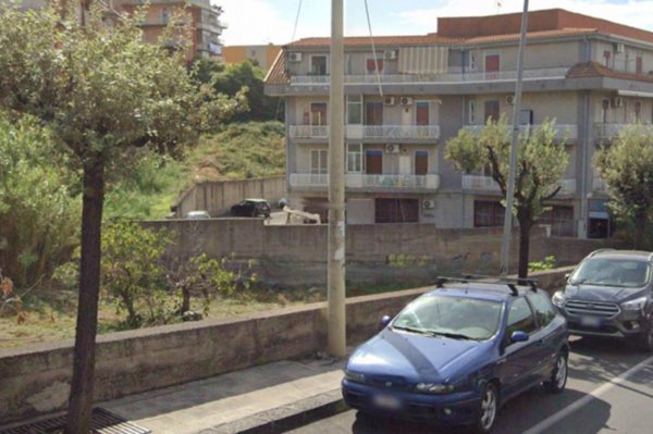 terreno edificabile in vendita a Motta Sant'Anastasia in zona Centro Storico