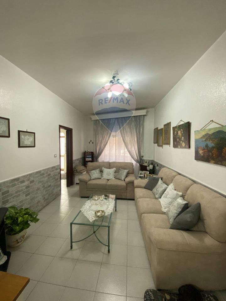 casa indipendente in vendita a Motta Sant'Anastasia