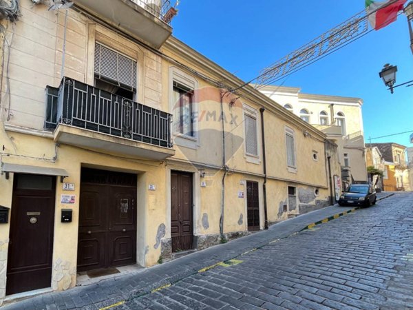 casa indipendente in vendita a Motta Sant'Anastasia