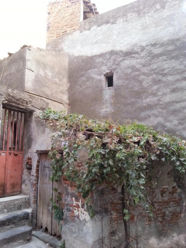 casa indipendente in vendita a Motta Sant'Anastasia in zona Centro Storico