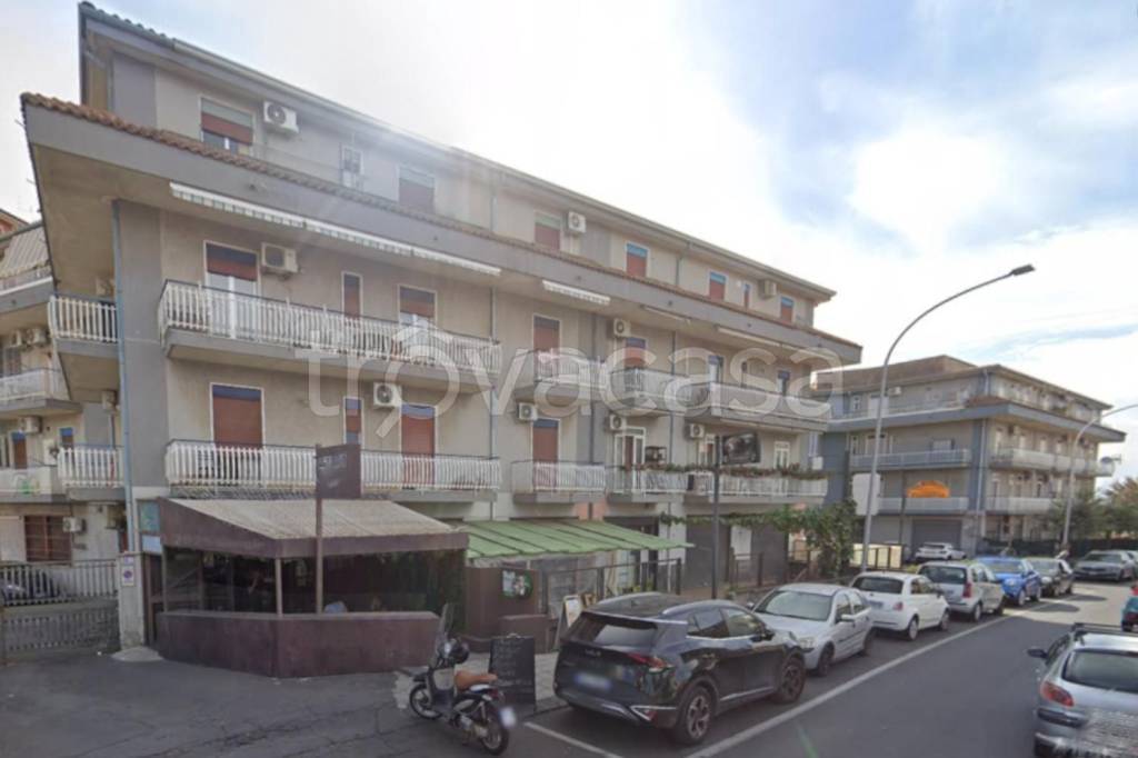 appartamento in vendita a Motta Sant'Anastasia in zona Centro Storico