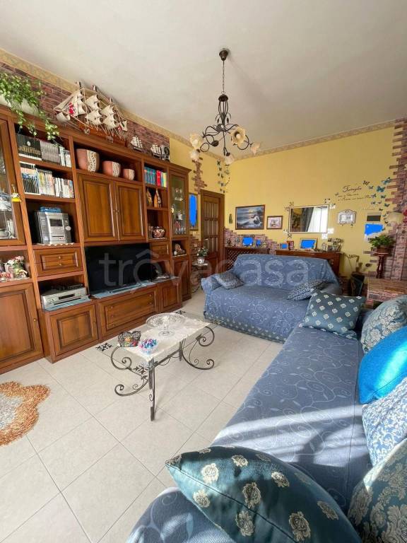 appartamento in vendita a Motta Sant'Anastasia