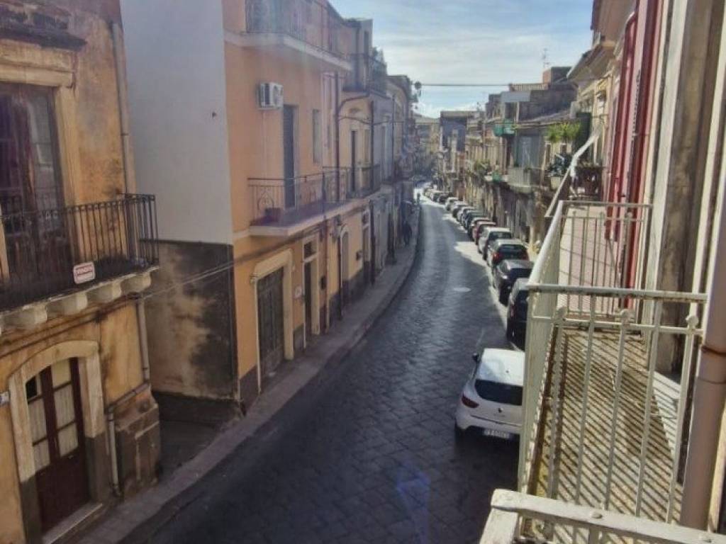 appartamento in vendita a Motta Sant'Anastasia