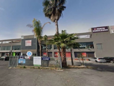 negozio in vendita a Motta Sant'Anastasia