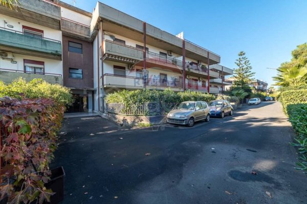 appartamento in vendita a Motta Sant'Anastasia in zona Centro Storico