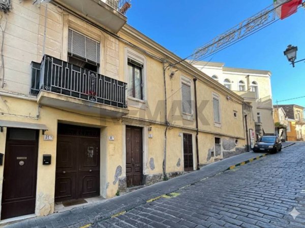 casa indipendente in vendita a Motta Sant'Anastasia