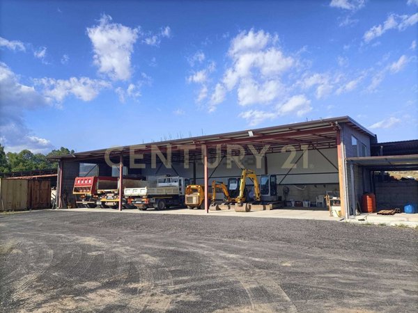 capannone in vendita a Motta Sant'Anastasia