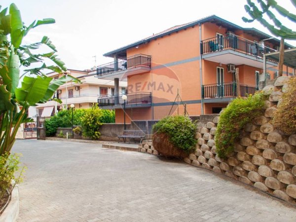 appartamento in vendita a Motta Sant'Anastasia