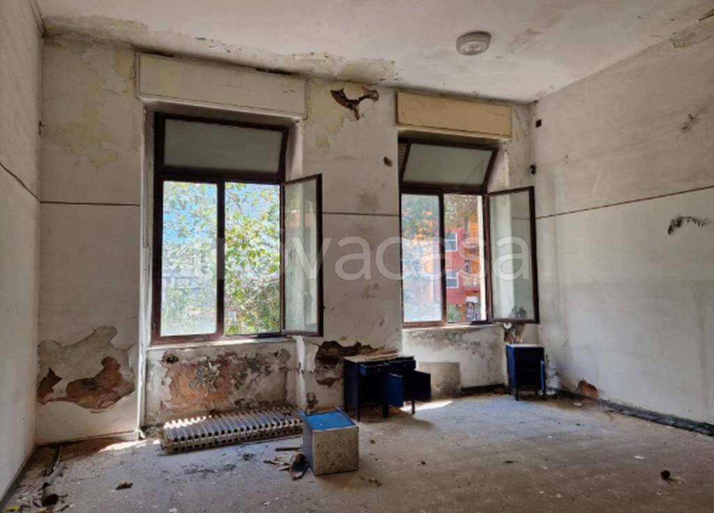 capannone in vendita a Motta Sant'Anastasia