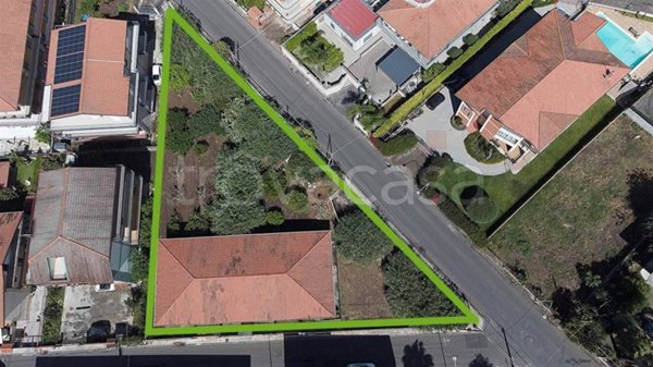 terreno edificabile in vendita a Motta Sant'Anastasia