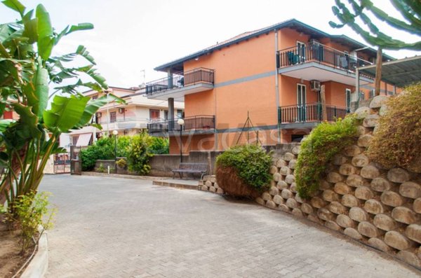 appartamento in vendita a Motta Sant'Anastasia