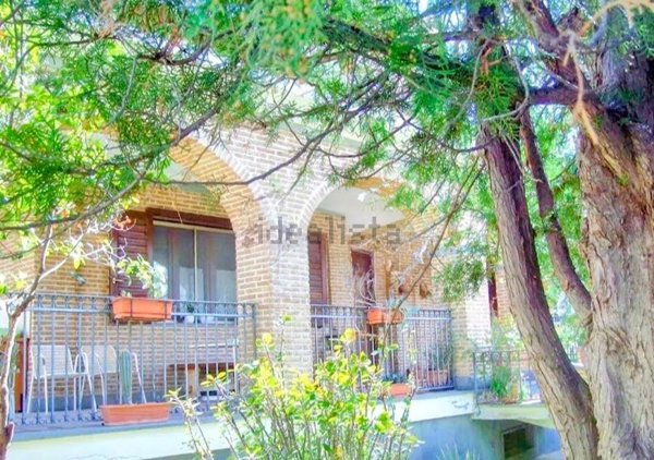 casa indipendente in vendita a Motta Sant'Anastasia