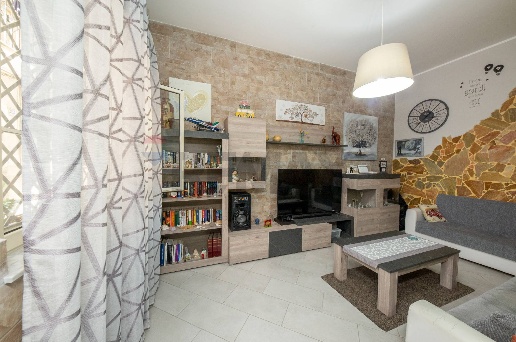 casa indipendente in vendita a Motta Sant'Anastasia