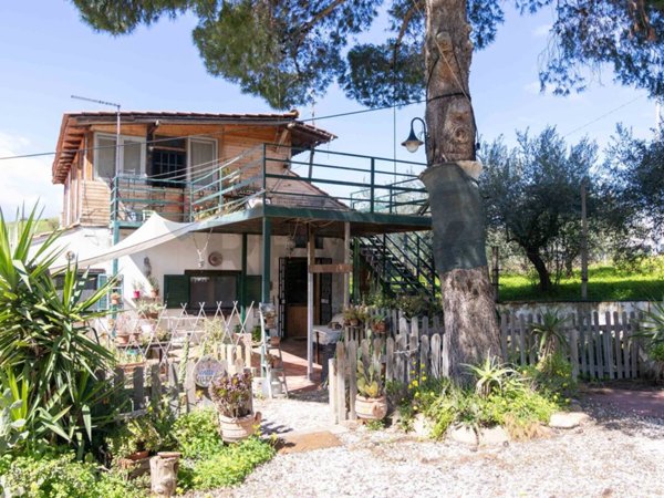 casale in vendita a Motta Sant'Anastasia