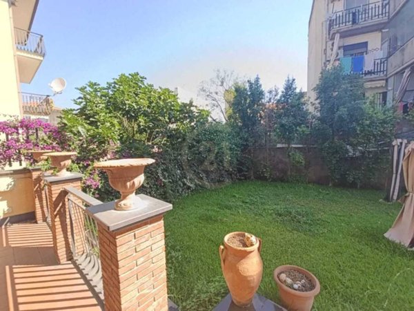 appartamento in vendita a Motta Sant'Anastasia in zona Piano Tavola / Belvedere