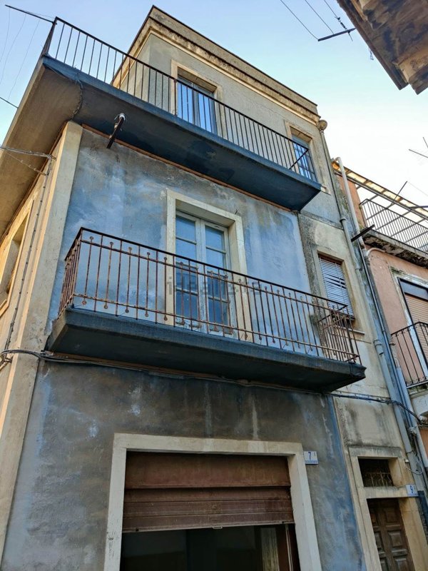 appartamento in vendita a Motta Sant'Anastasia in zona Centro Storico