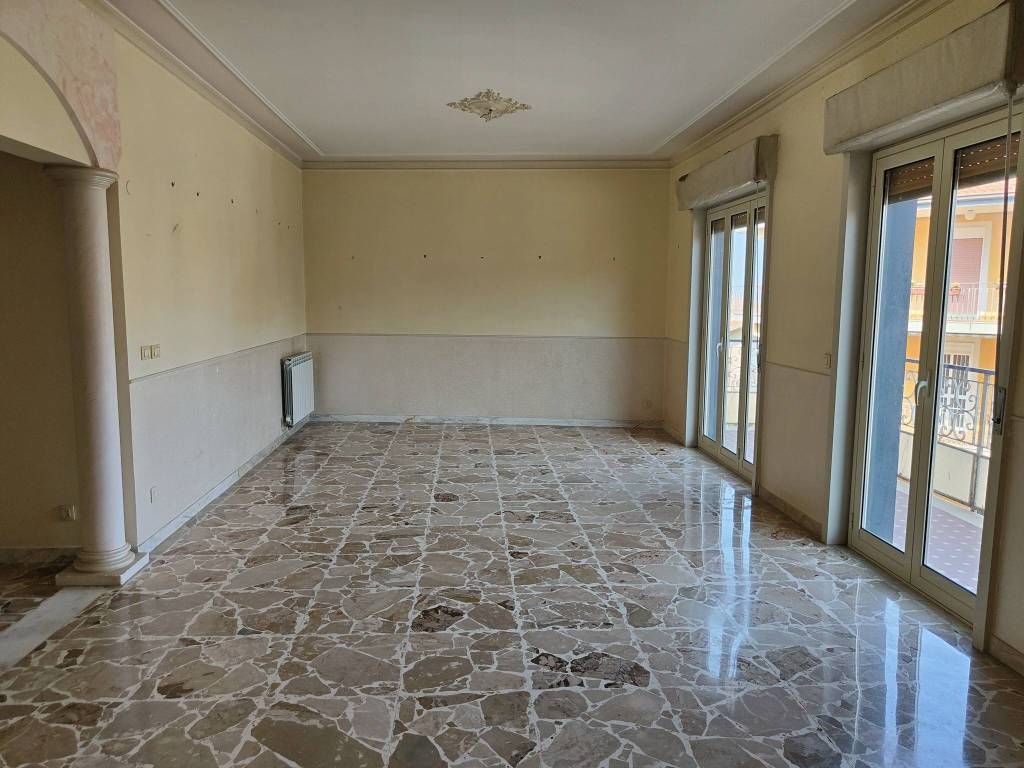 appartamento in vendita a Motta Sant'Anastasia in zona Centro Storico