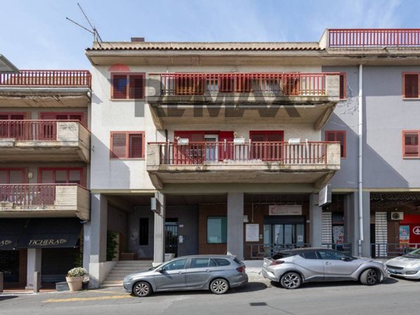 appartamento in vendita a Motta Sant'Anastasia in zona Centro Storico
