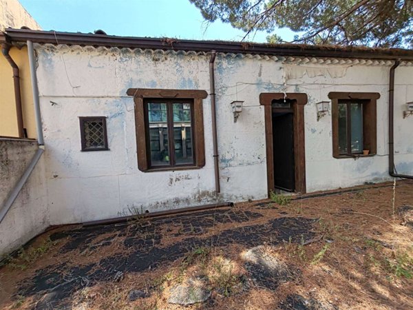 casa indipendente in vendita a Nicolosi