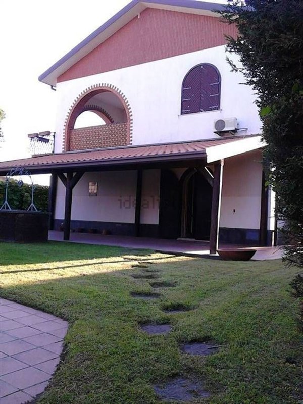 casa indipendente in vendita a Nicolosi