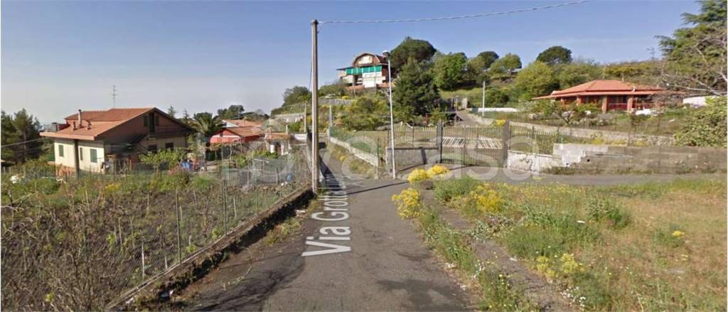 casa indipendente in vendita a Nicolosi
