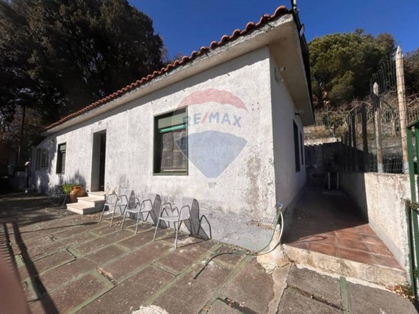 casa indipendente in vendita a Nicolosi