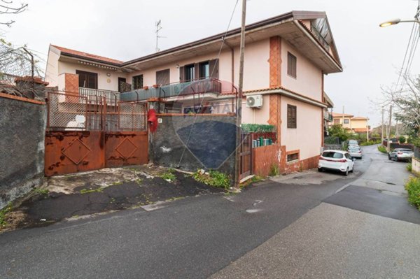 casa indipendente in vendita a Nicolosi