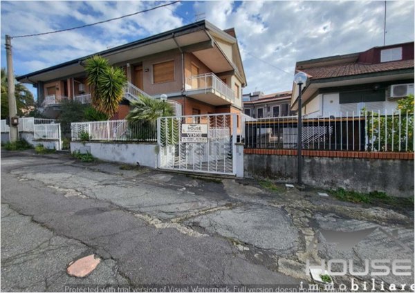 casa indipendente in vendita a Nicolosi