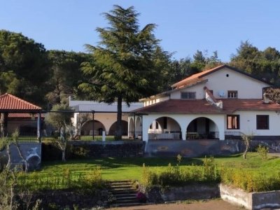 casa indipendente in vendita a Nicolosi