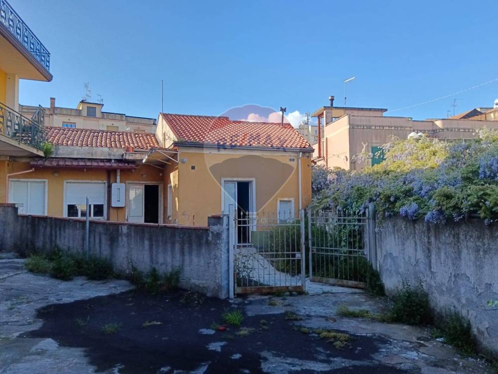 casa indipendente in vendita a Nicolosi
