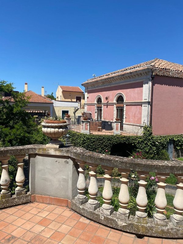 casa indipendente in vendita a Nicolosi