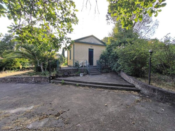 casa indipendente in vendita a Nicolosi