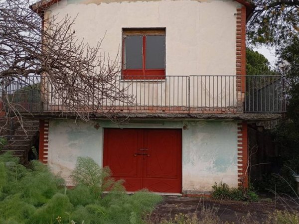 casa indipendente in vendita a Nicolosi