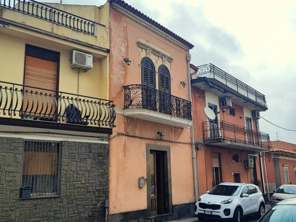 casa indipendente in vendita a Nicolosi