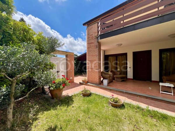 casa indipendente in vendita a Nicolosi