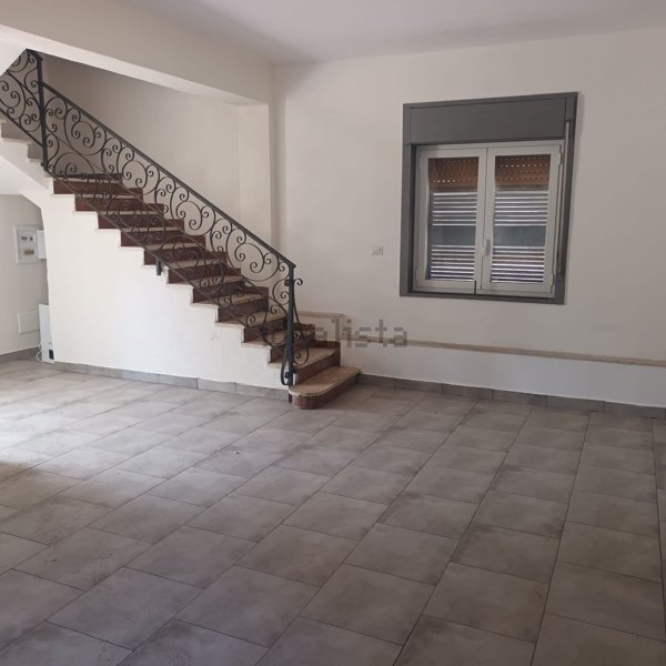casa indipendente in vendita a Nicolosi