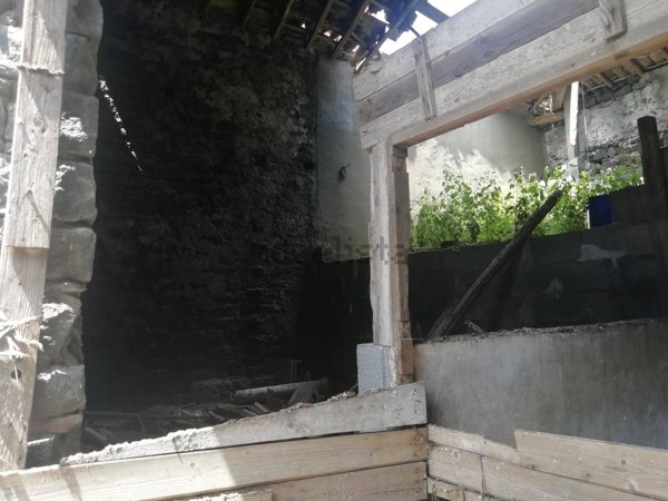 casale in vendita a Nicolosi